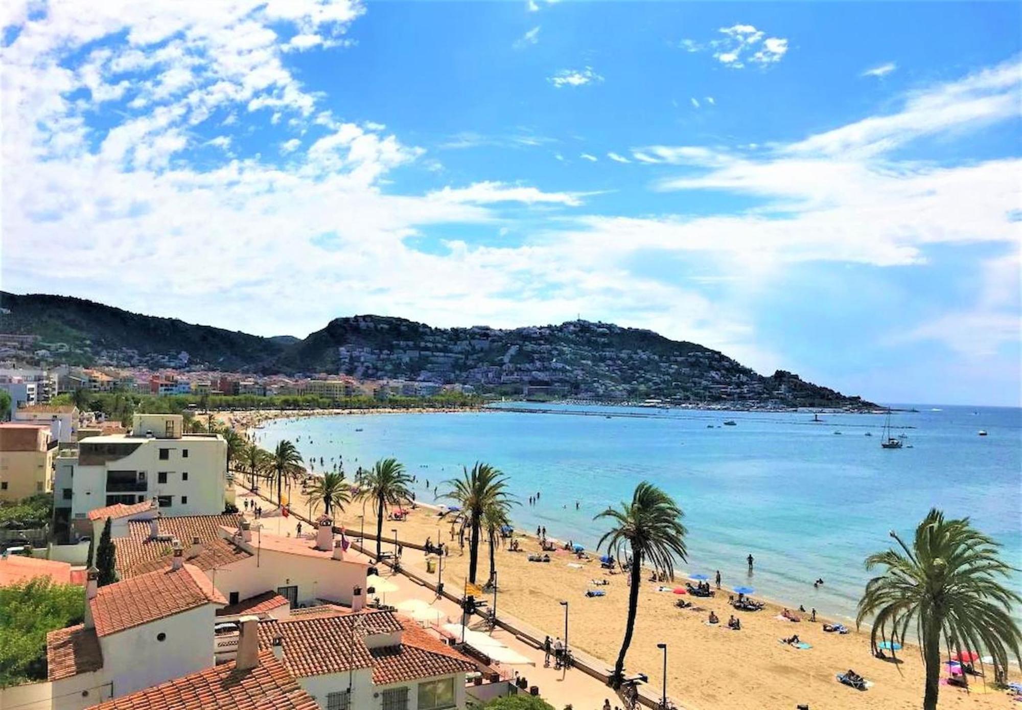 Apartamento En Roses A 2 Minutos De La Playa Con Vista Al Mar Gerona Exterior foto